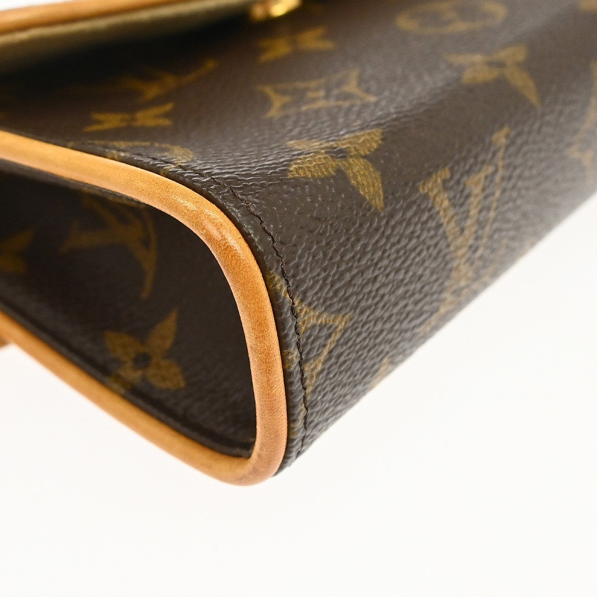 Louis Vuitton Florentine Waist Monogram Canvas Brown Canvas Handbag (Pre-Owned)