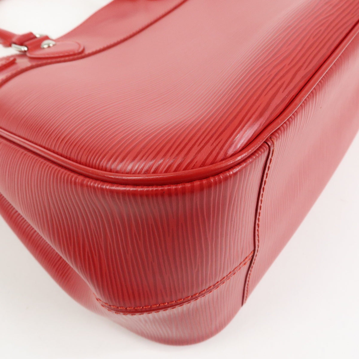 Louis Vuitton Passy Epi Leather Red Leather Tote Bag Bag (Pre-Owned)