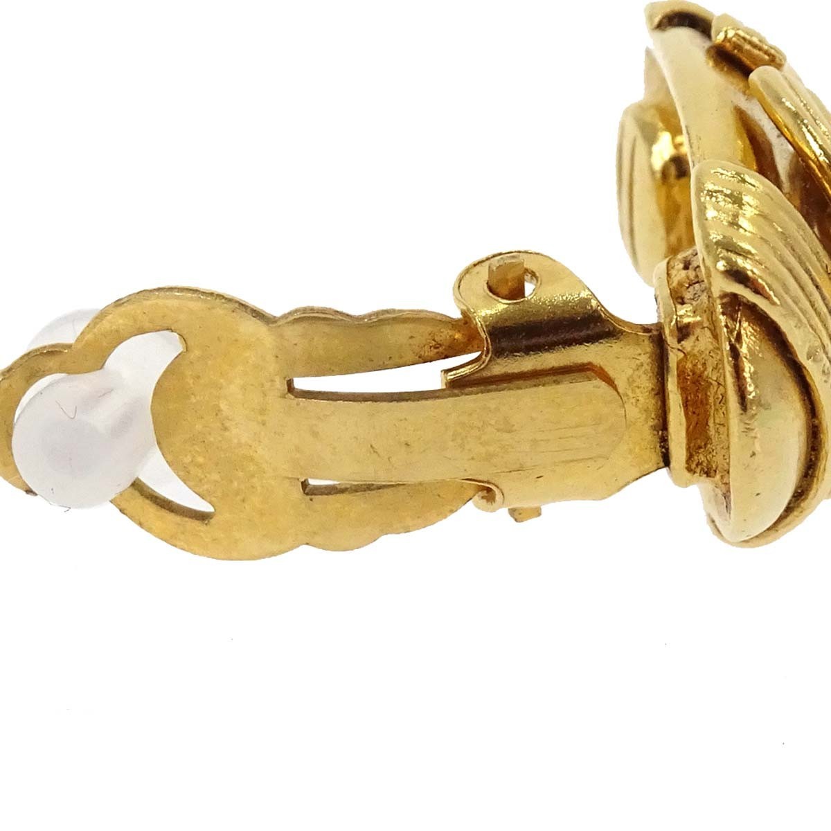 Chanel Vintage Cc Logo Oval Clip On Gold Plated Gold Gold_Plated Earrings Jewelry (Pre-Owned)