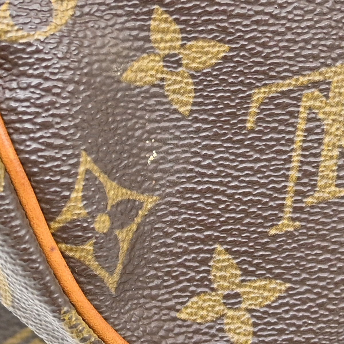 Louis Vuitton Saumur Monogram Canvas Brown Canvas Shoulder Bag Bag (Pre-Owned)