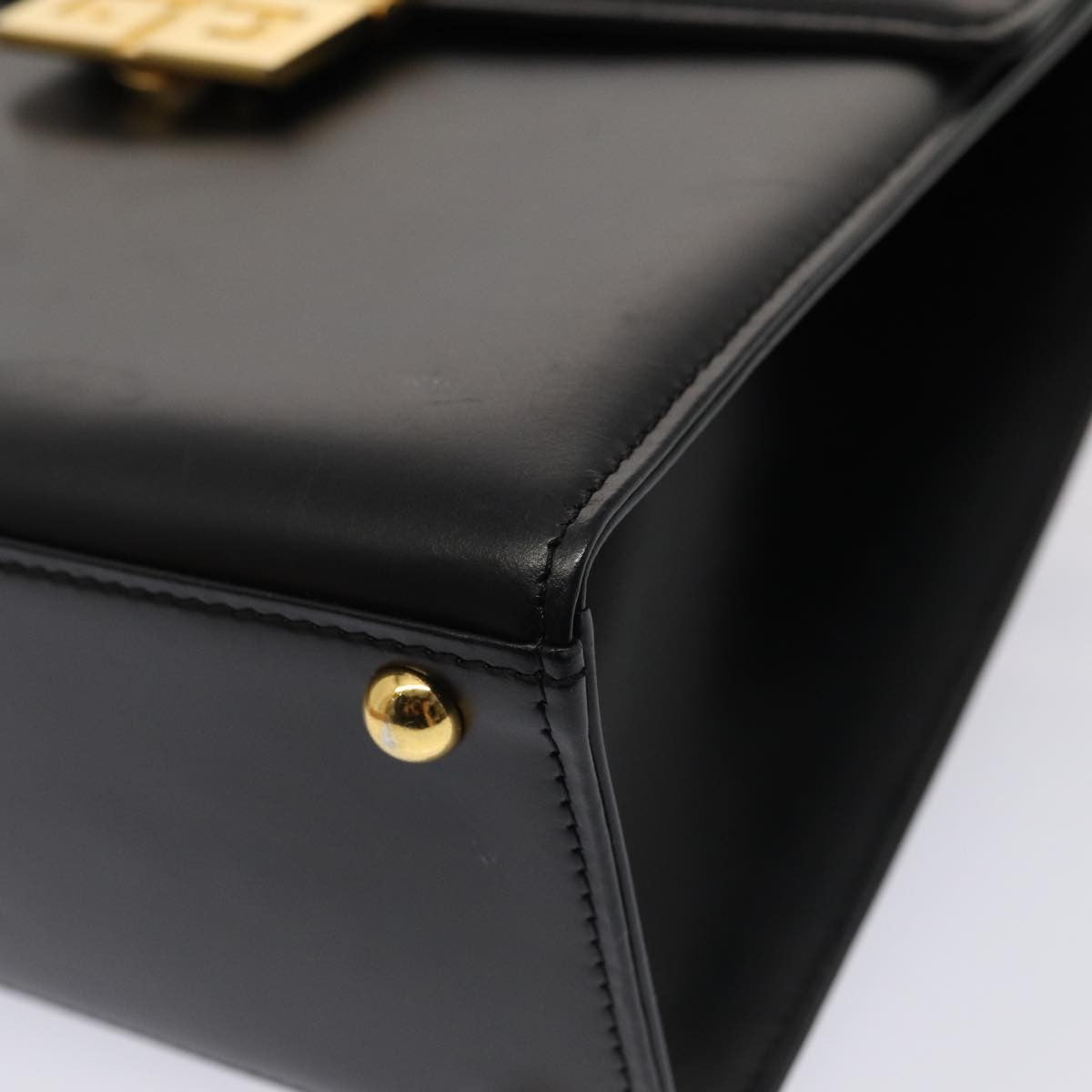 Givenchy Vintage 4G Leather Black Leather Handbag (Pre-Owned)