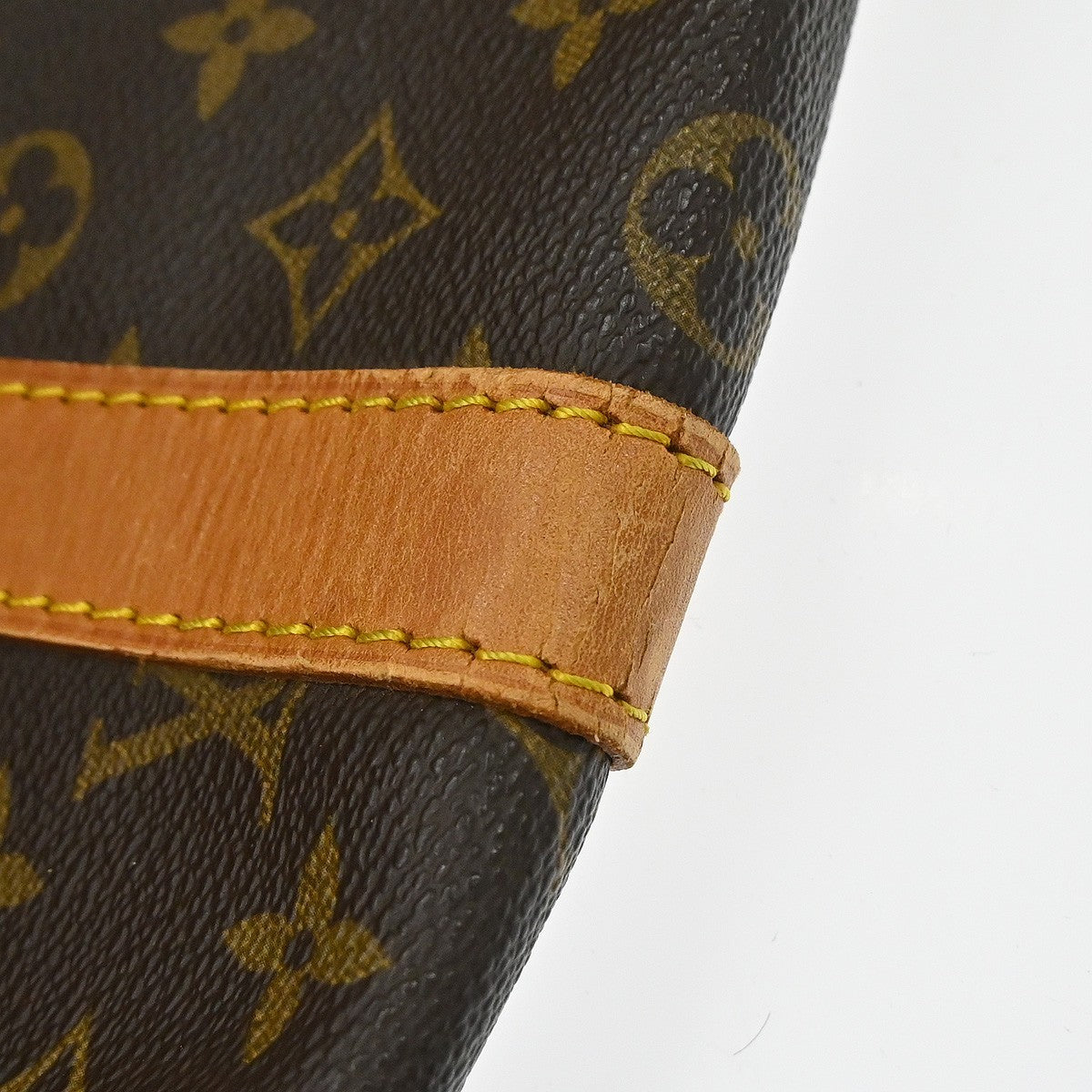 Louis Vuitton Keepall Monogram Canvas Brown Canvas Travel Bag Bag (Pre-Owned)
