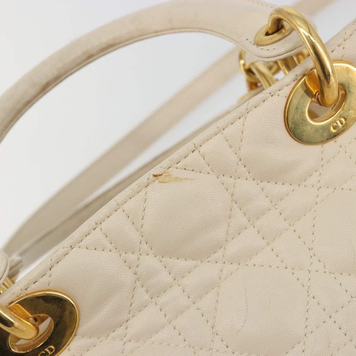 Christian Dior Lady Dior Cannage Quilt Lambskin White Leather Handbag (Pre-Owned)