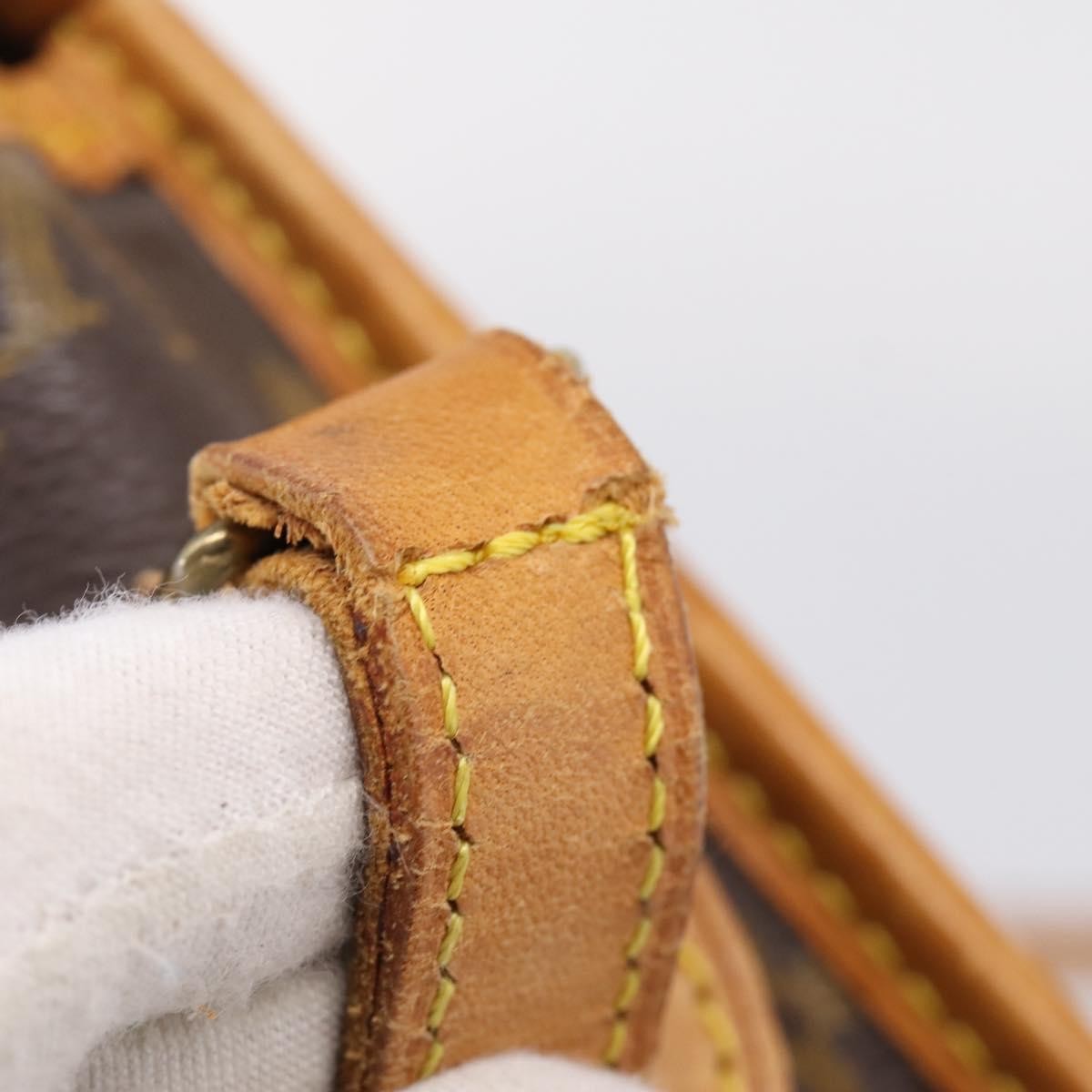 Louis Vuitton Sac Gibeciere Messenger Monogram Canvas Brown Canvas Shoulder Bag Bag (Pre-Owned)