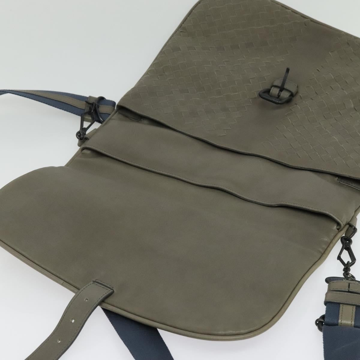 Bottega Veneta Vintage Flap Intrecciato Leather Gray Leather Shoulder Bag Bag (Pre-Owned)