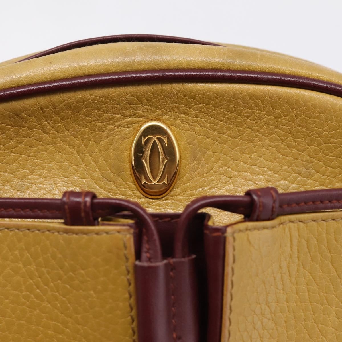 Cartier Tasseled Must De Cartier Leather Beige Leather Shoulder Bag Bag (Pre-Owned)