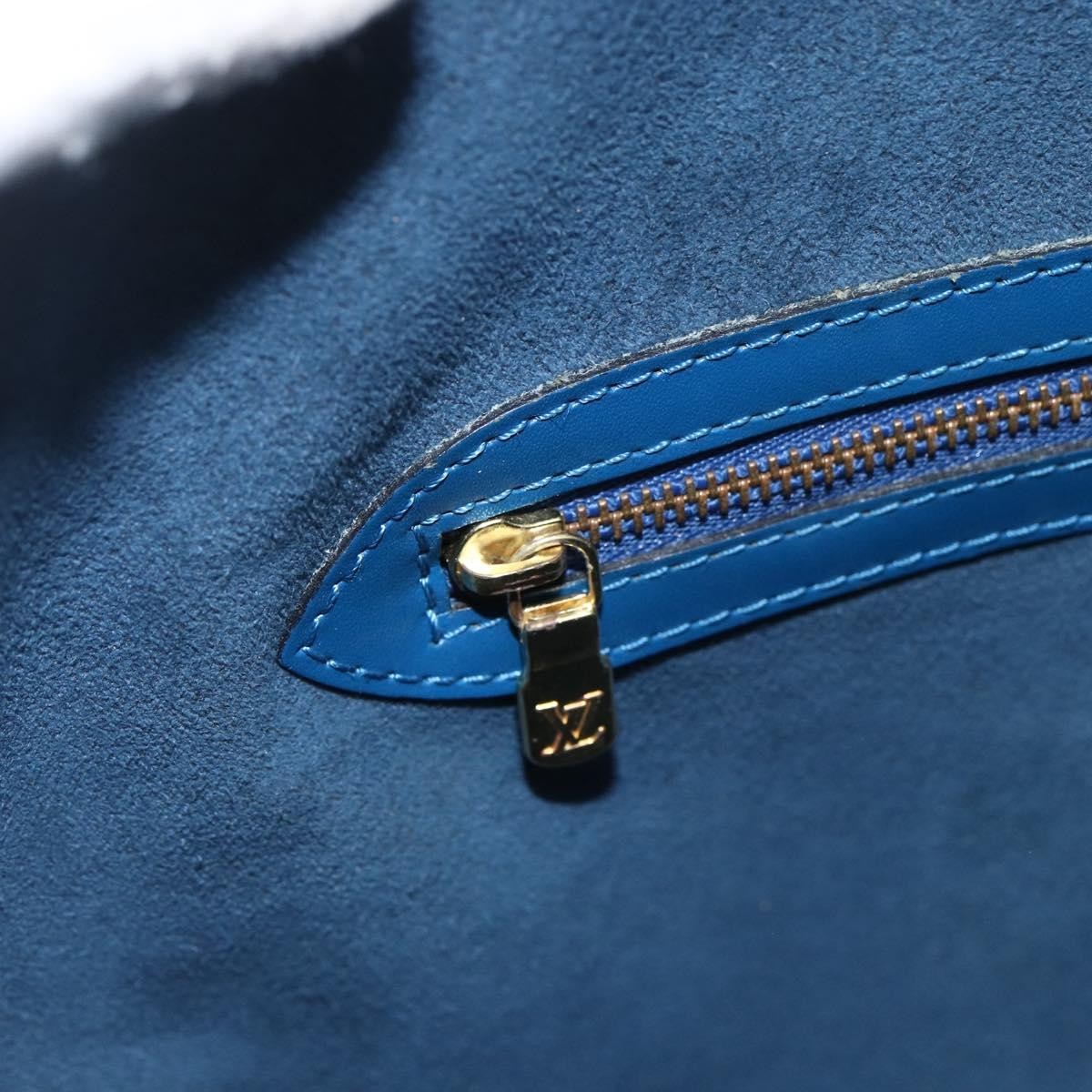 Louis Vuitton Lussac Epi Leather Blue Leather Shoulder Bag Bag (Pre-Owned)