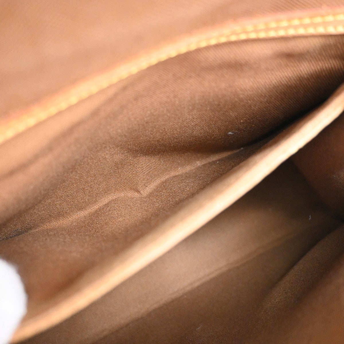 Louis Vuitton Beverly Monogram Canvas Brown Canvas Briefcase Bag (Pre-Owned)