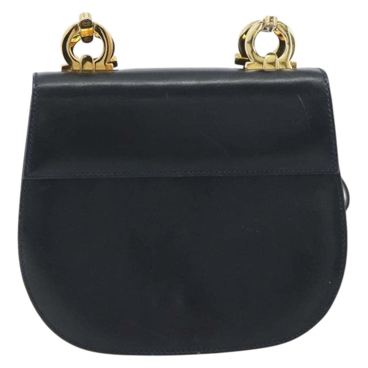 Salvatore Ferragamo Gancini Leather Black Leather Shoulder Bag Bag (Pre-Owned)