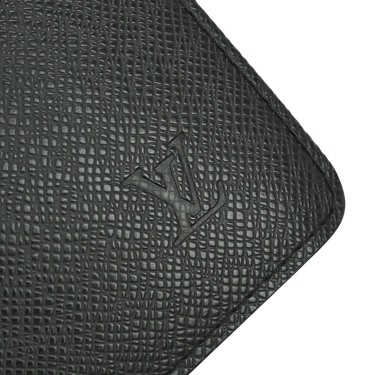 Louis Vuitton Selenga Pochette Taiga Leather Black Leather Clutche & Pouche Bag (Pre-Owned)