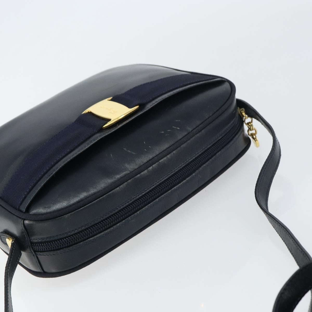 Salvatore Ferragamo Vala Leather Navy Leather Shoulder Bag Bag (Pre-Owned)
