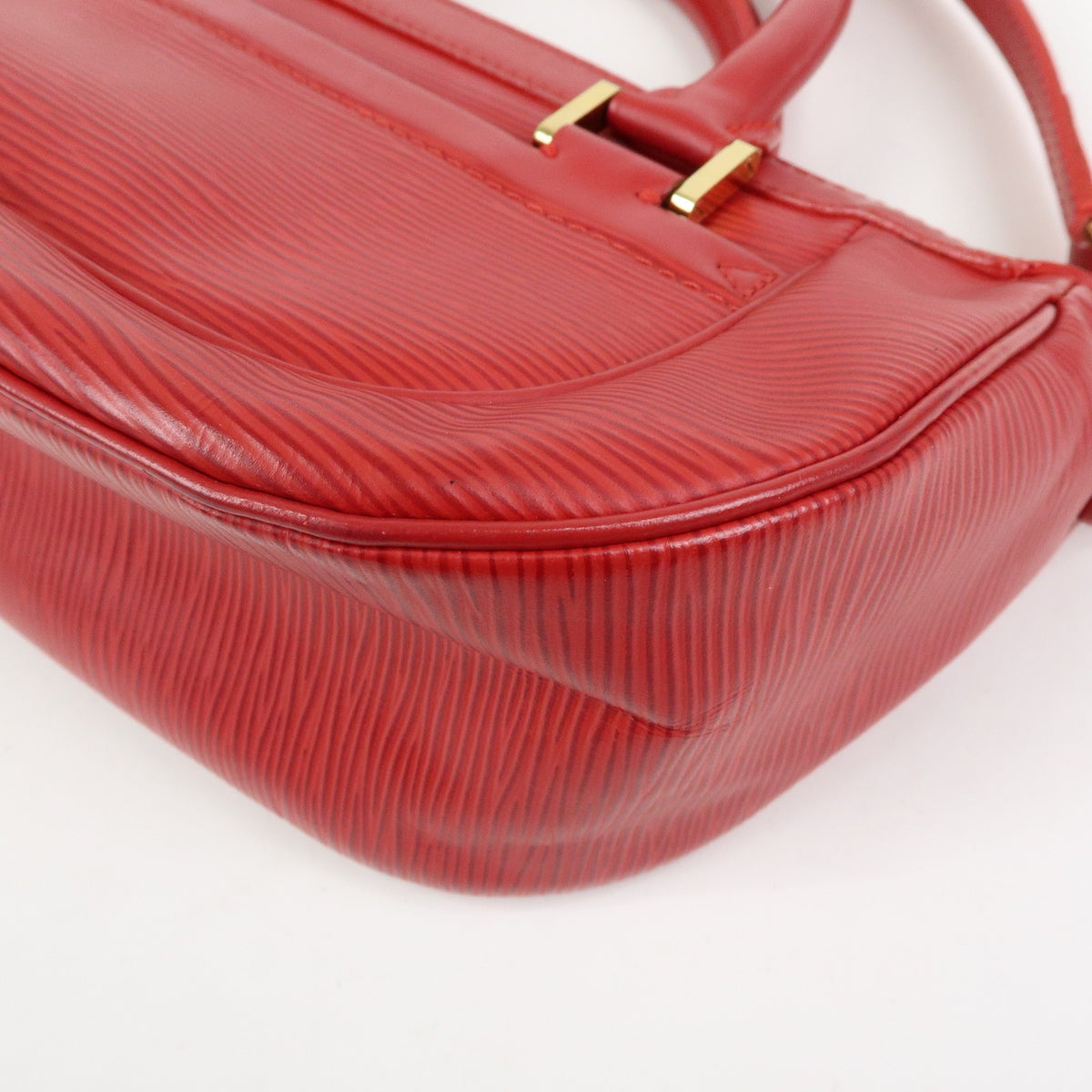Louis Vuitton Dhanura Epi Leather Red Leather Handbag (Pre-Owned)