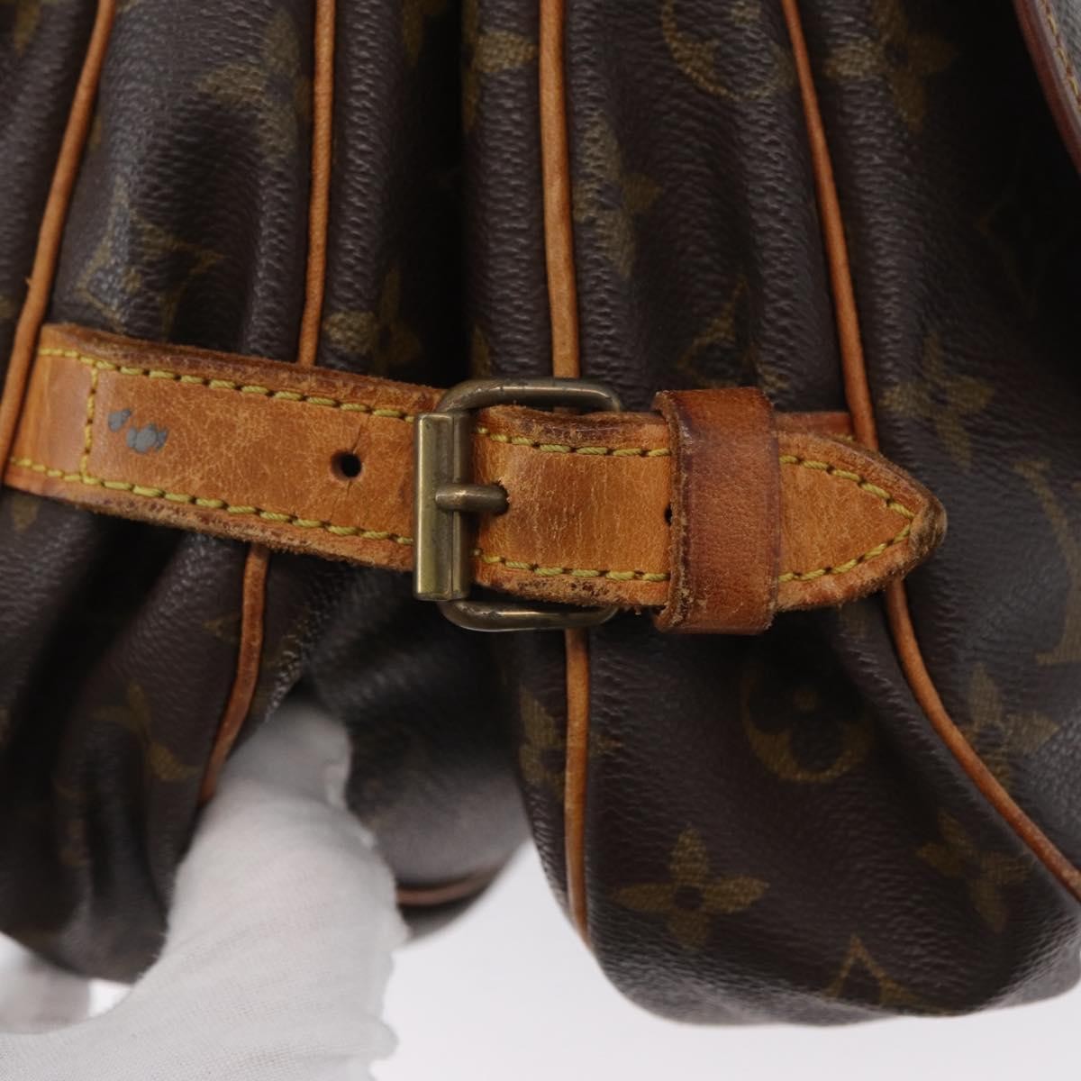 Louis Vuitton Saumur Monogram Canvas Brown Canvas Shoulder Bag Bag (Pre-Owned)