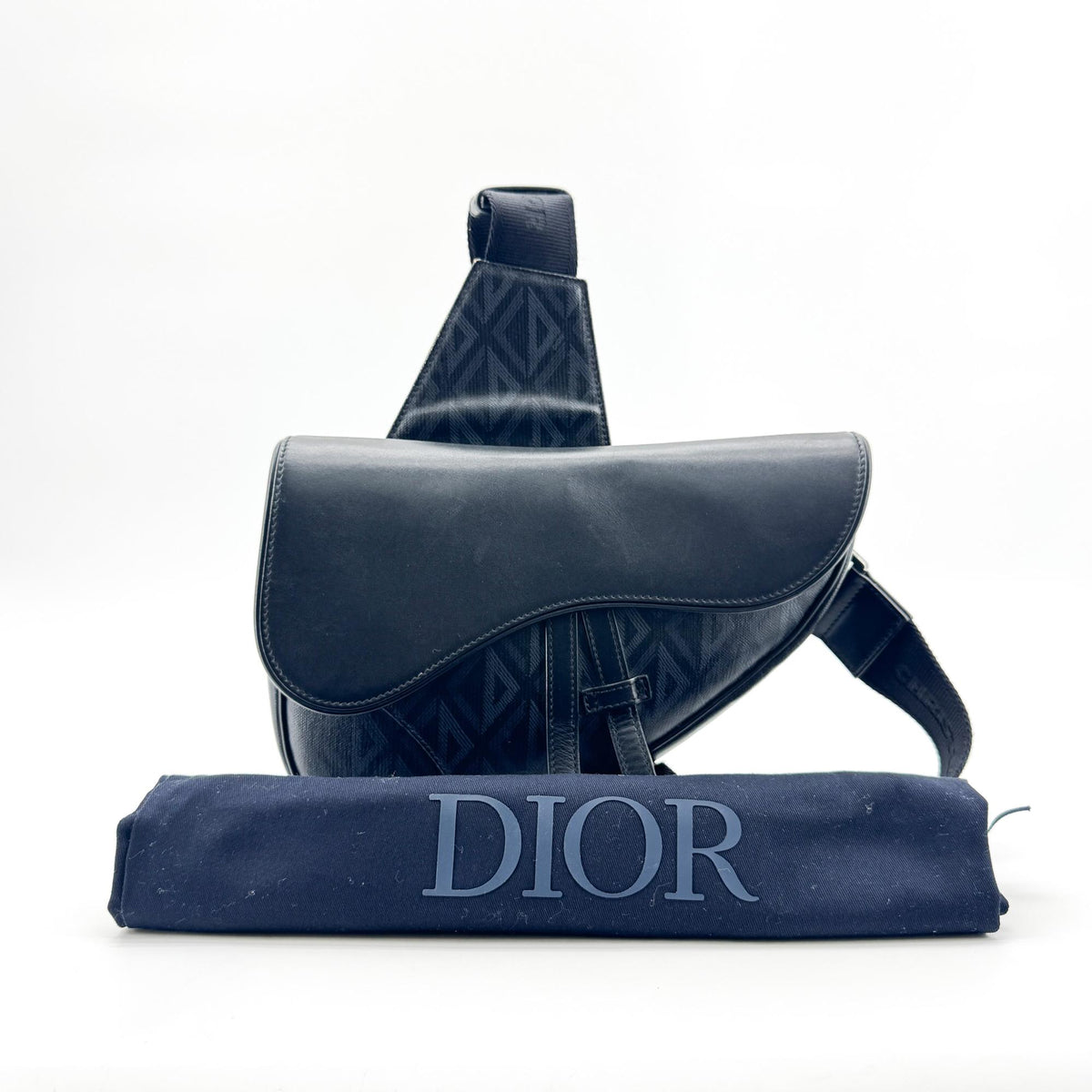 Christian Dior Saddle Cd Diamond Coated Canvas And Leather Black Canvas Handbag (Pre-Owned)