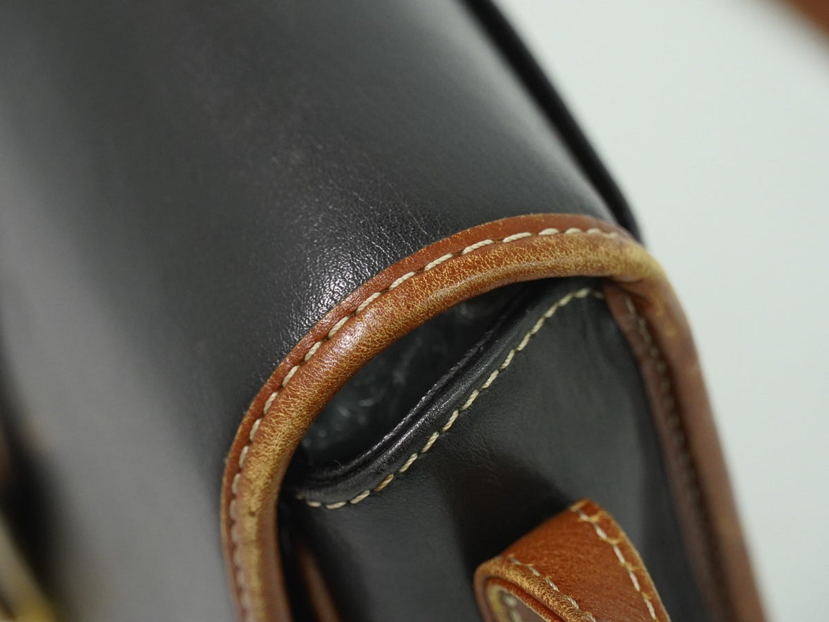 Celine Flap Shoulder Leather Black Leather Shoulder Bag Bag (Pre-Owned)