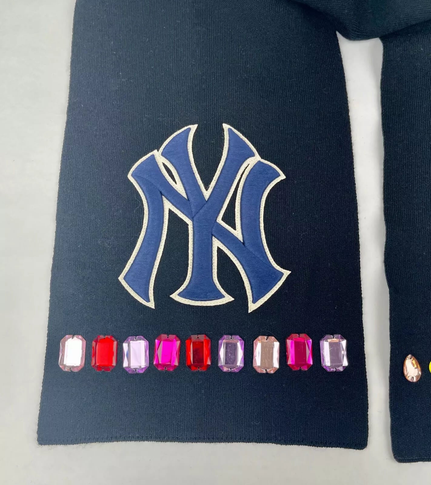 Gucci NY Yankee Black Wool Scarf With Multicolor Gems