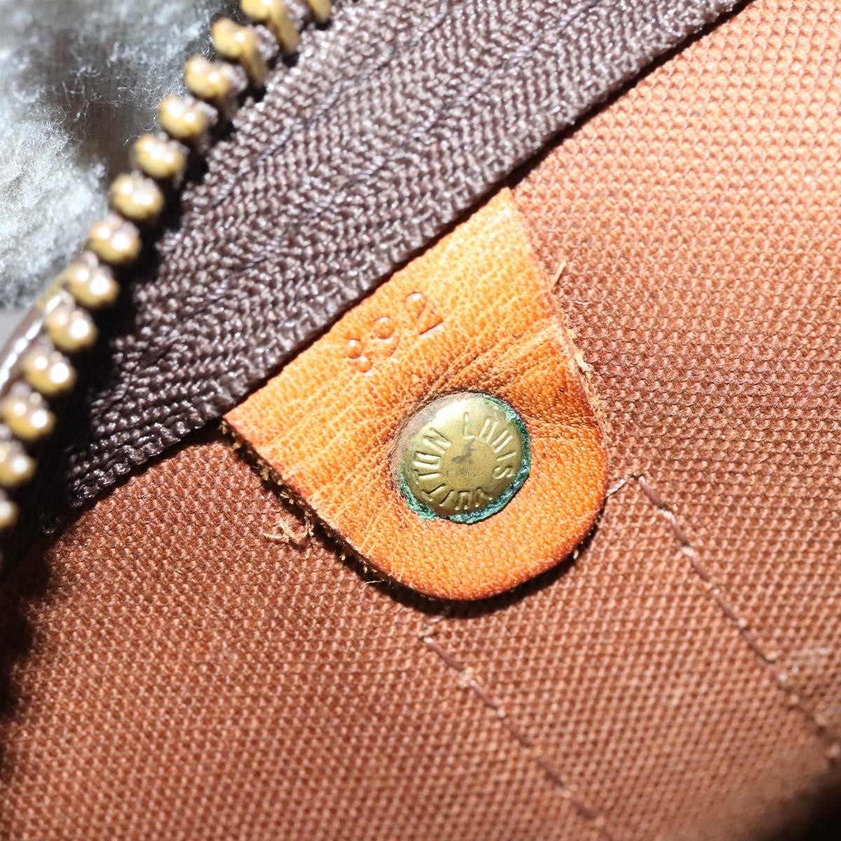 Louis Vuitton Keepall Monogram Canvas Brown Canvas Travel Bag Bag (Pre-Owned)