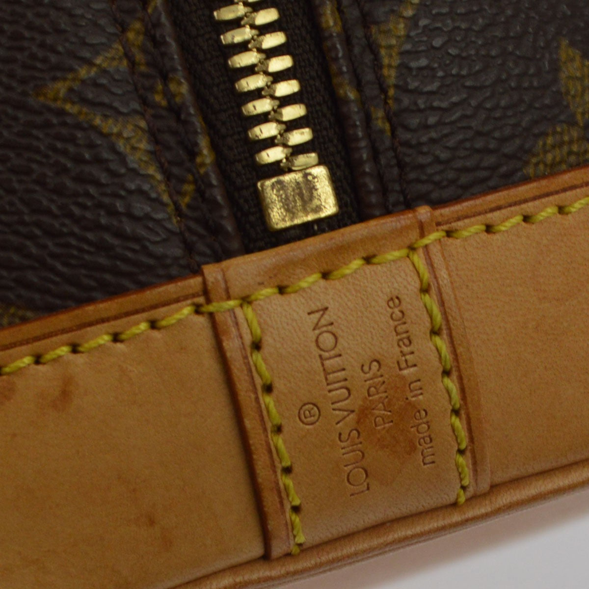 Louis Vuitton Alma Monogram Canvas Brown Canvas Handbag (Pre-Owned)