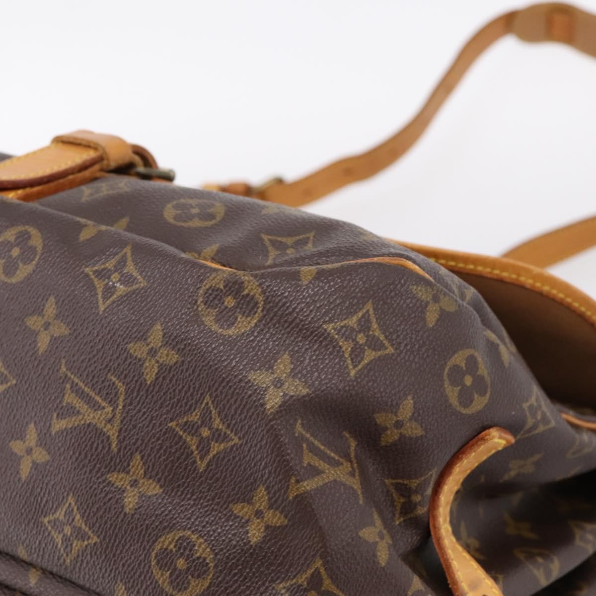 Louis Vuitton Saumur Monogram Brown Canvas Shoulder Bag Bag (Pre-Owned)
