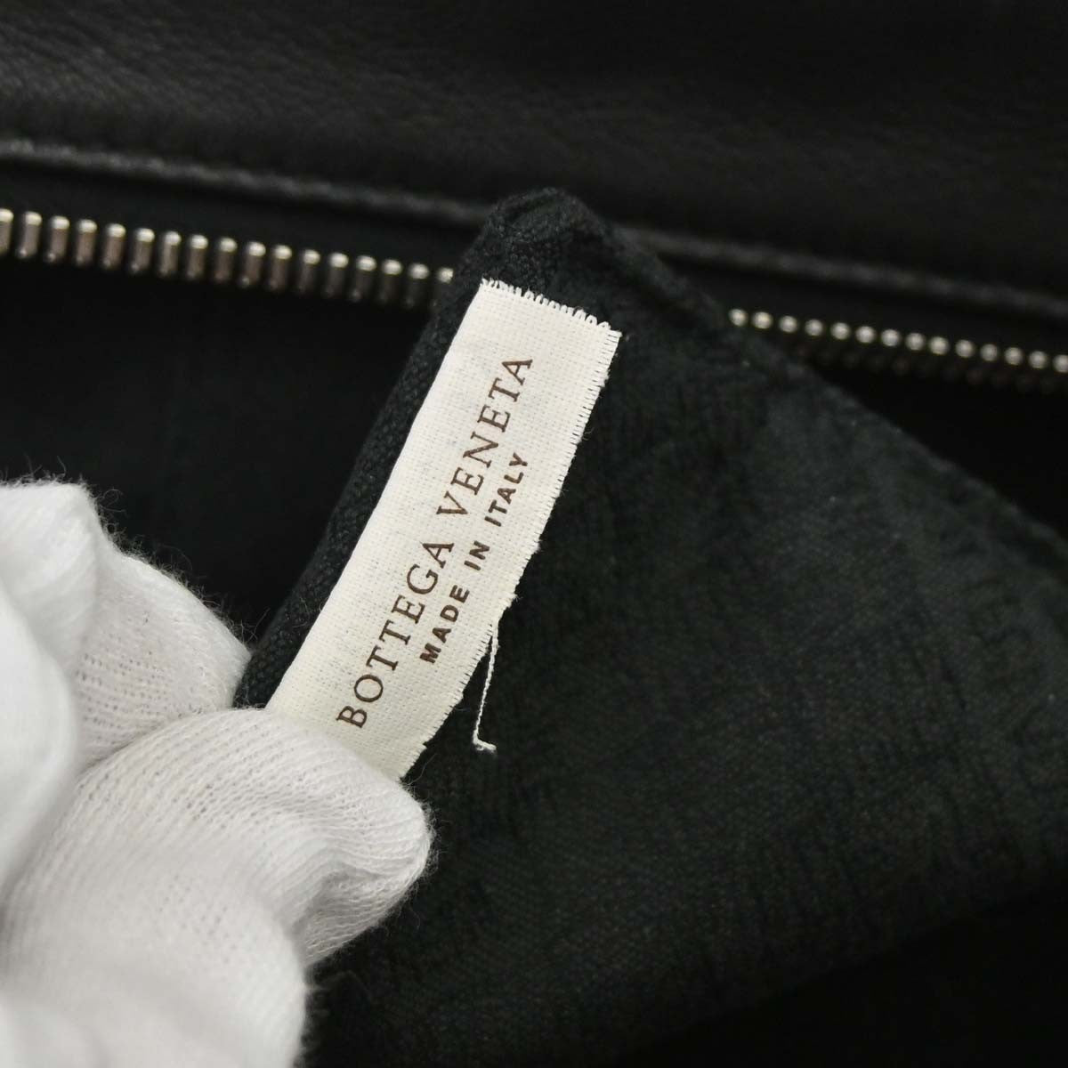 Bottega Veneta Zip Clutch Leather With Intrecciato Snakeskin Detail Black Leather Clutche & Pouche Bag (Pre-Owned)