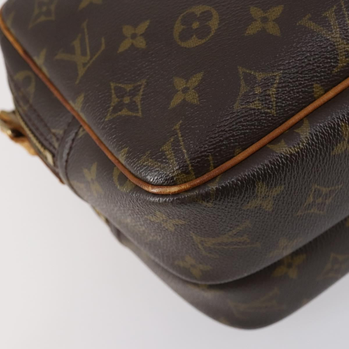 Louis Vuitton Reporter Monogram Canvas Brown Canvas Shoulder Bag Bag (Pre-Owned)