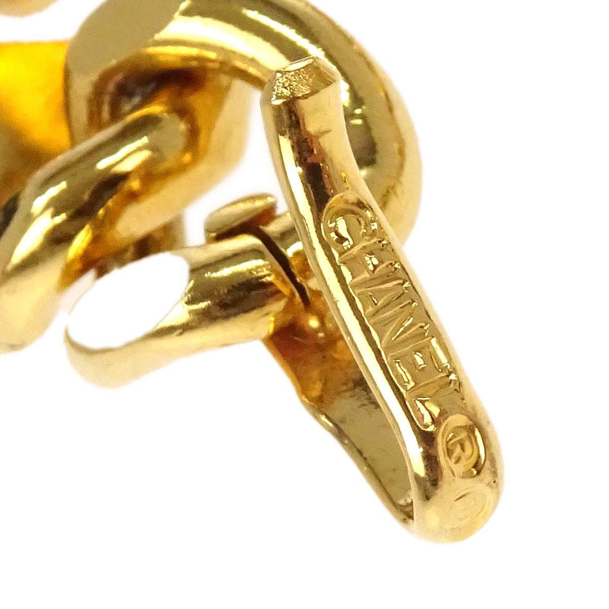 Chanel Cc Medallion Chain Belt Metal With Leather Gold Gold_Plated Belts Accessory (Pre-Owned)