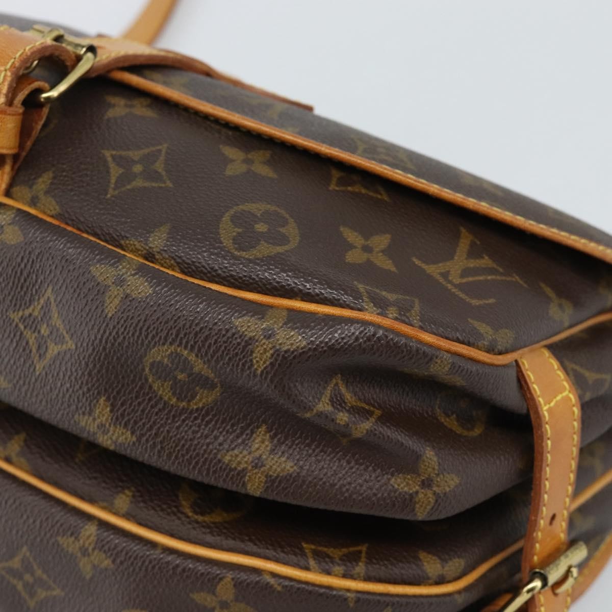Louis Vuitton Saumur Monogram Canvas Brown Canvas Shoulder Bag Bag (Pre-Owned)