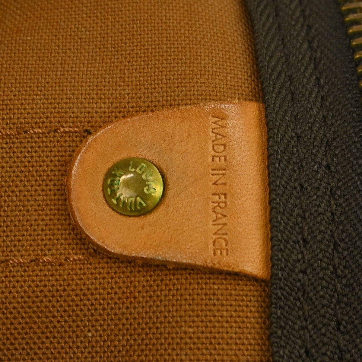 Louis Vuitton Keepall Bandoulière Monogram Brown Canvas Travel Bag Bag (Pre-Owned)