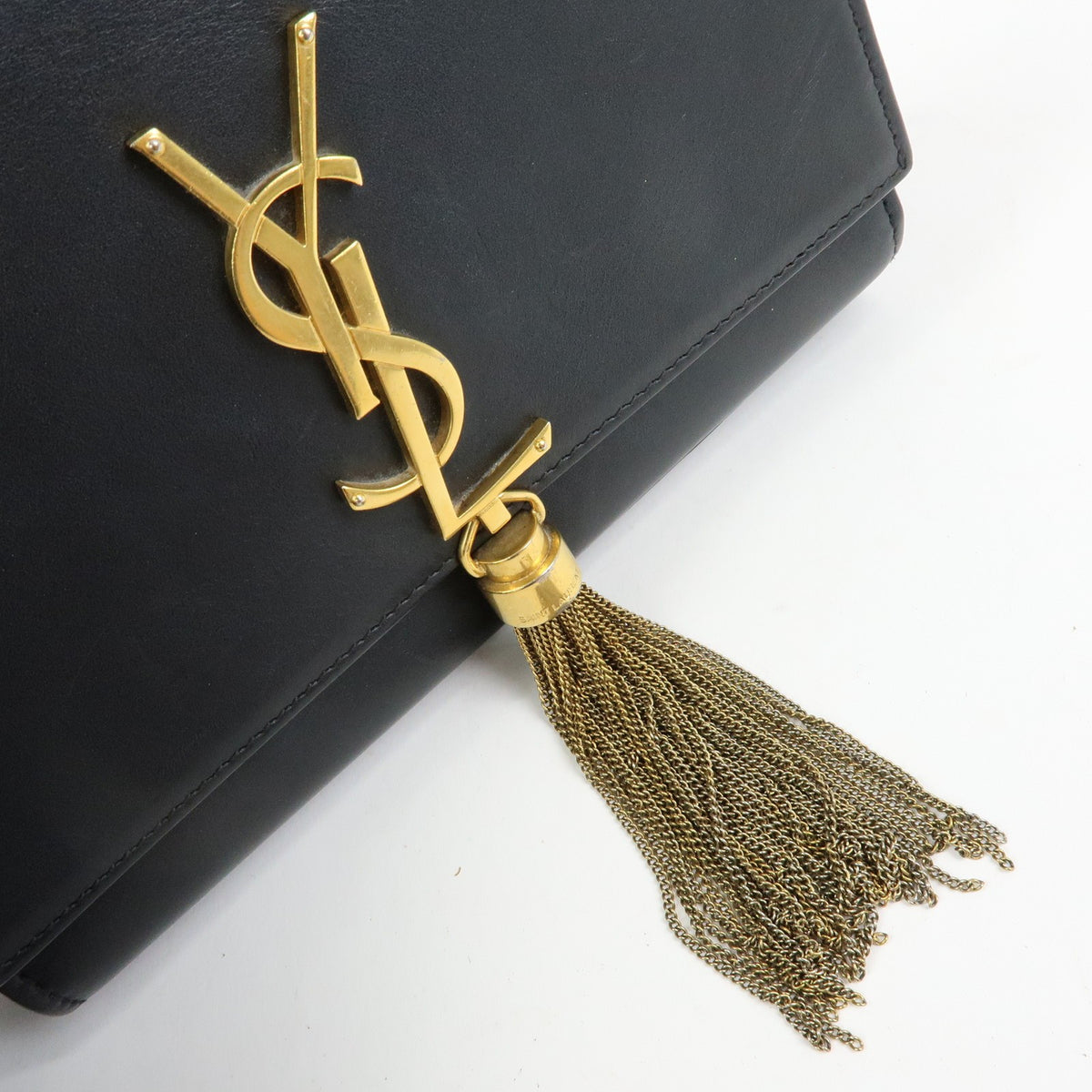 Saint Laurent Classic Monogram Tassel Leather Black Leather Crossbody Bag Bag (Pre-Owned)