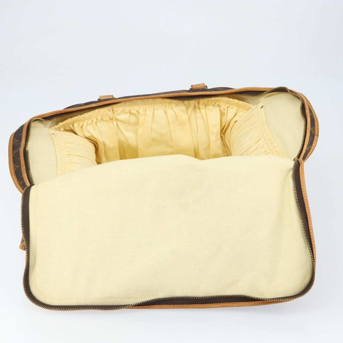 Louis Vuitton Dog Carrier Monogram Canvas Brown Canvas Travel Bag Bag (Pre-Owned)