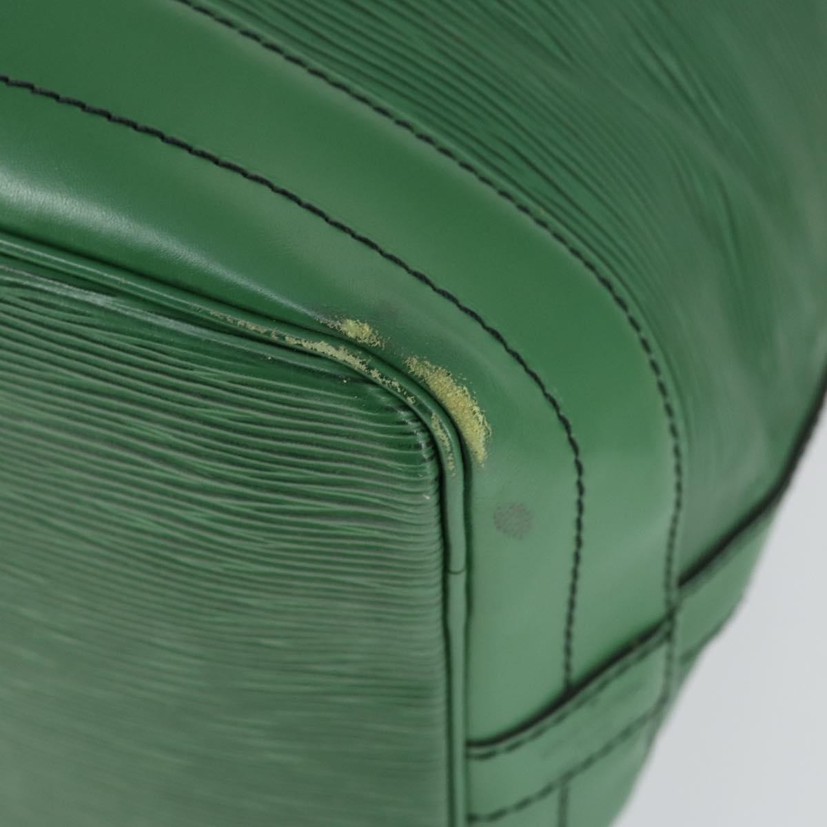 Louis Vuitton Noe Epi Leather Green Leather Shoulder Bag Bag (Pre-Owned)