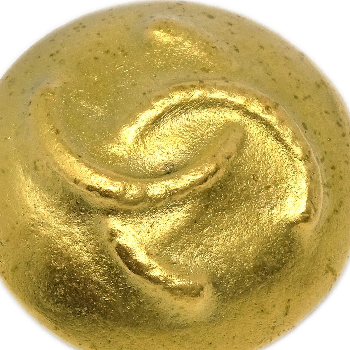 Chanel Vintage Cc Round Clip-On Metal Gold Gold_Plated Earrings Jewelry (Pre-Owned)