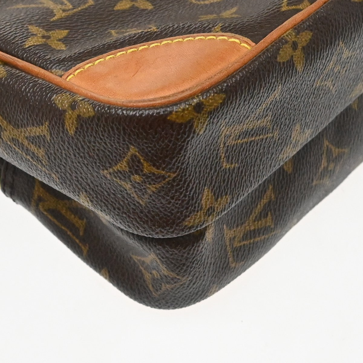Louis Vuitton Amazone Monogram Canvas Brown Canvas Shoulder Bag Bag (Pre-Owned)