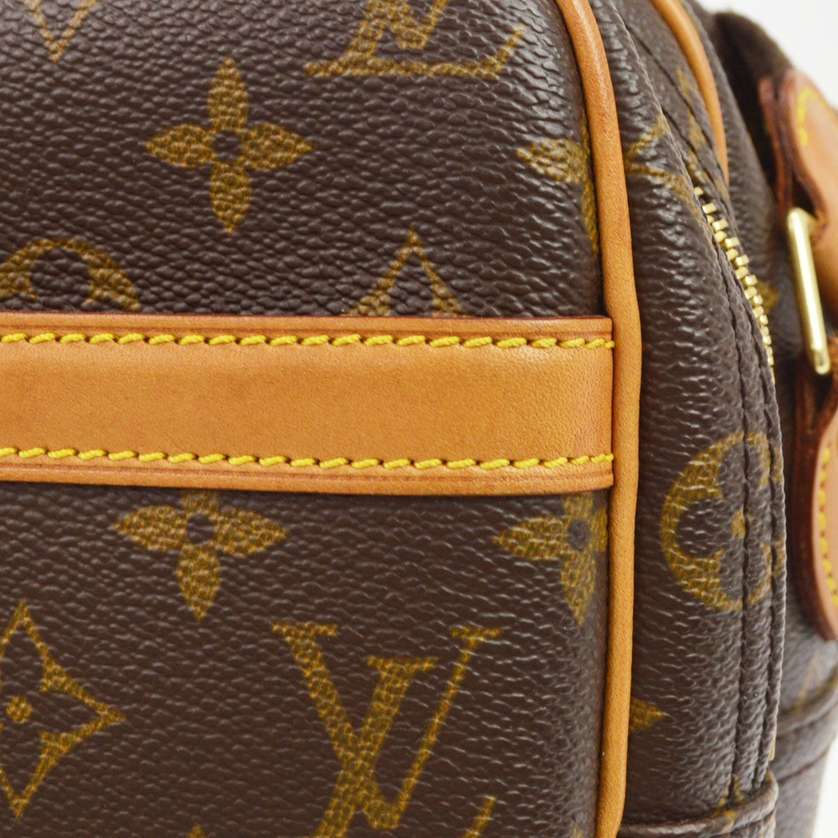 Louis Vuitton Reporter Monogram Canvas Brown Canvas Shoulder Bag Bag (Pre-Owned)