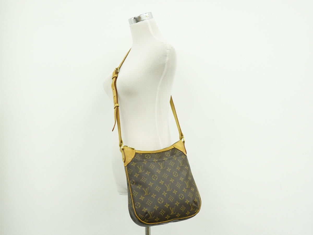 Louis Vuitton Odeon Monogram Canvas Brown Canvas Shoulder Bag Bag (Pre-Owned)