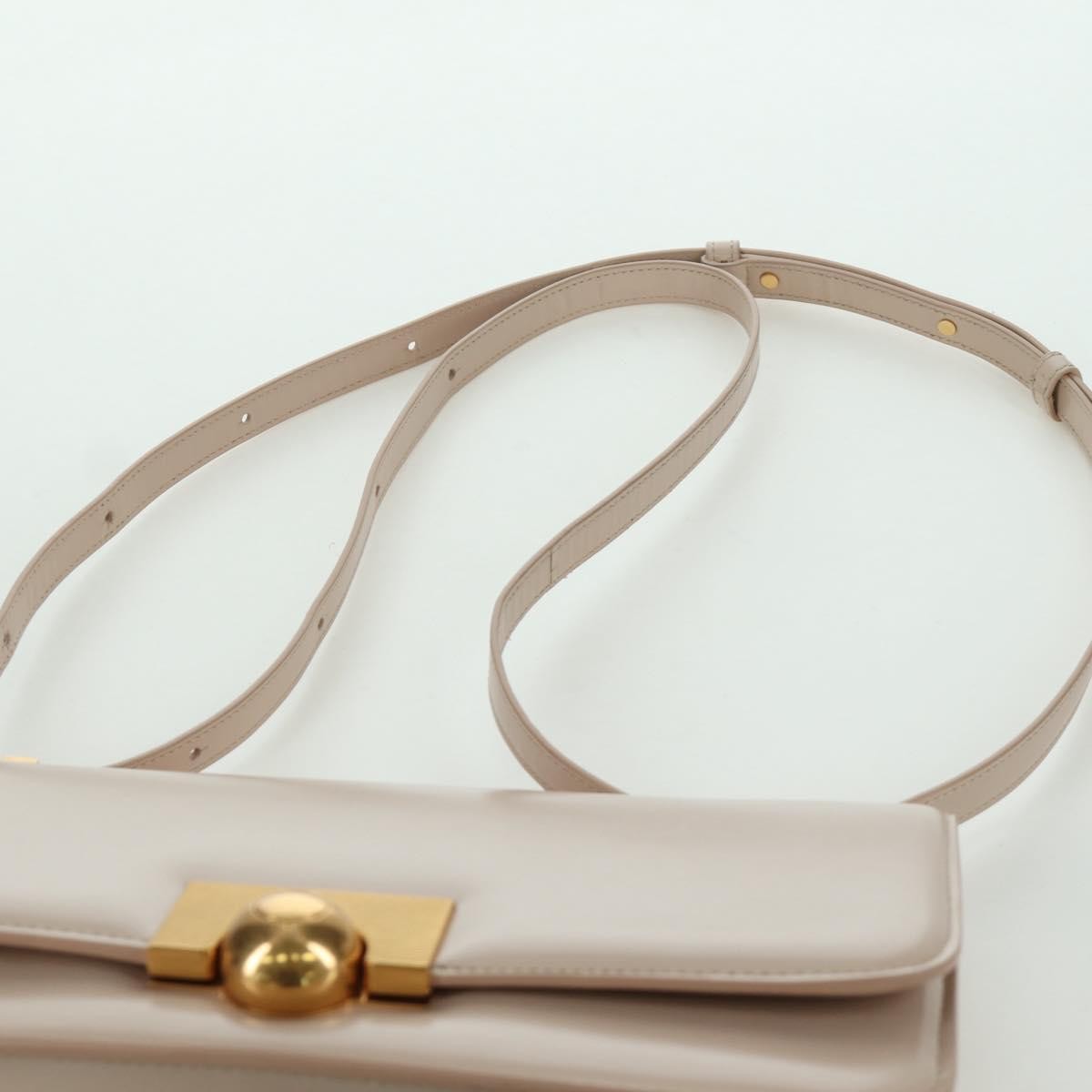 Bottega Veneta Bv Classic Textured Calfskin Beige Leather Handbag (Pre-Owned)