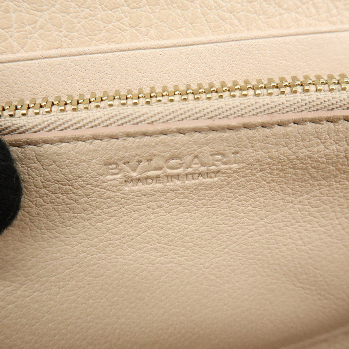 Bvlgari Serpenti Forever Zip Around Leather Beige Leather Wallets Accessory (Pre-Owned)