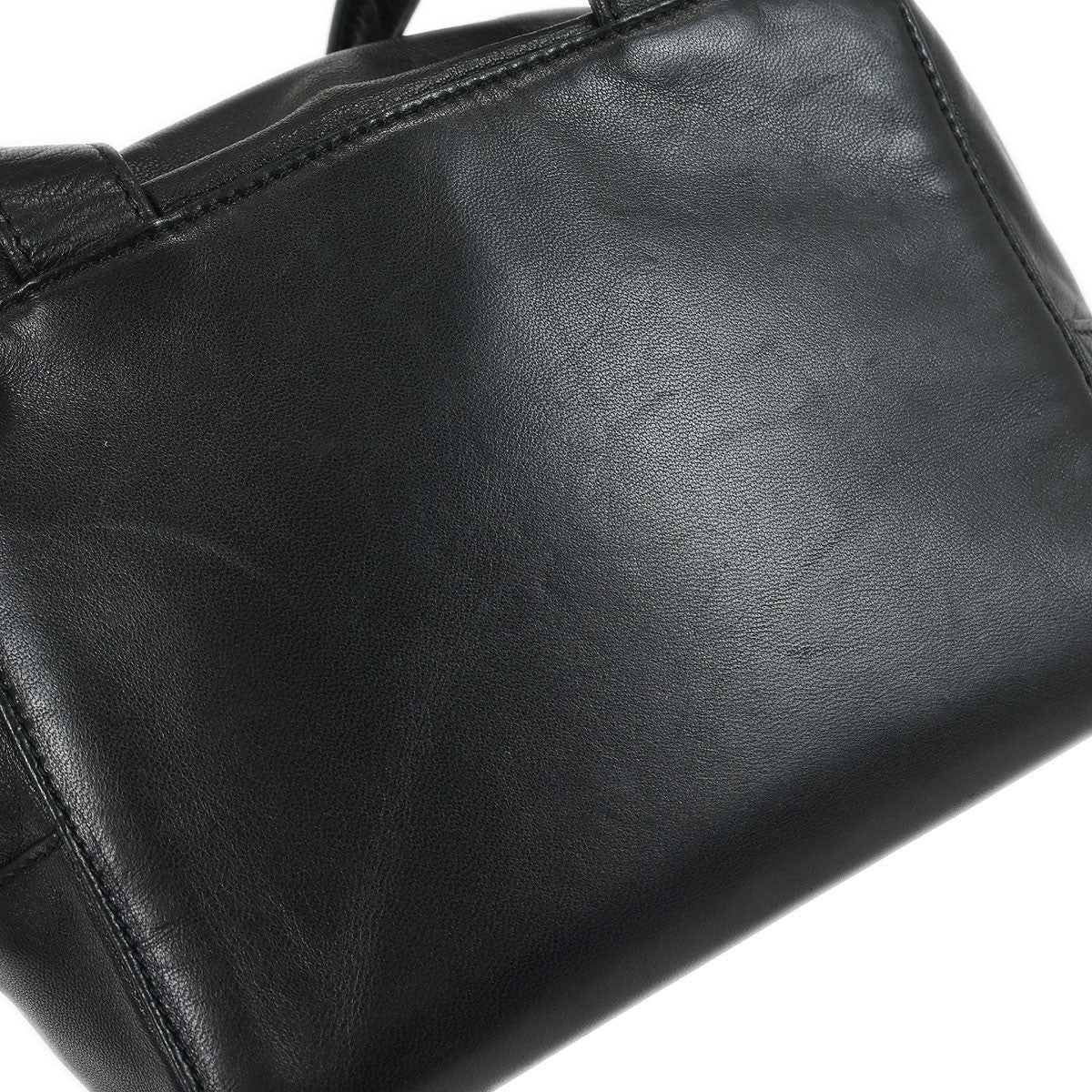 Loewe Anagram Leather Black Leather Handbag (Pre-Owned)