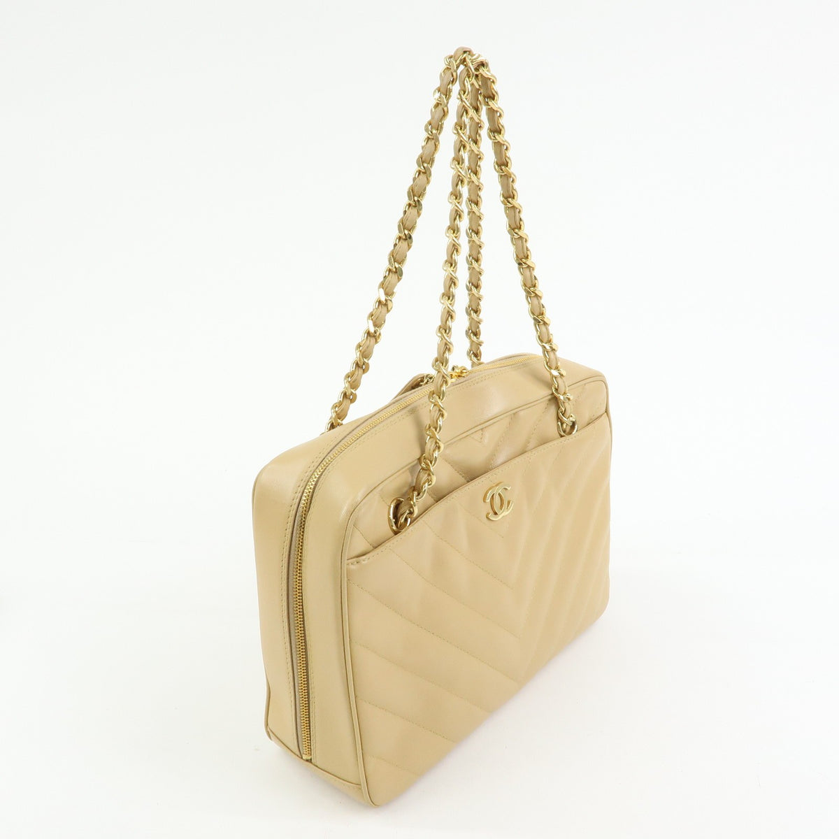 Chanel Vintage Pocket Camera Chevron Lambskin Beige Leather Handbag (Pre-Owned)