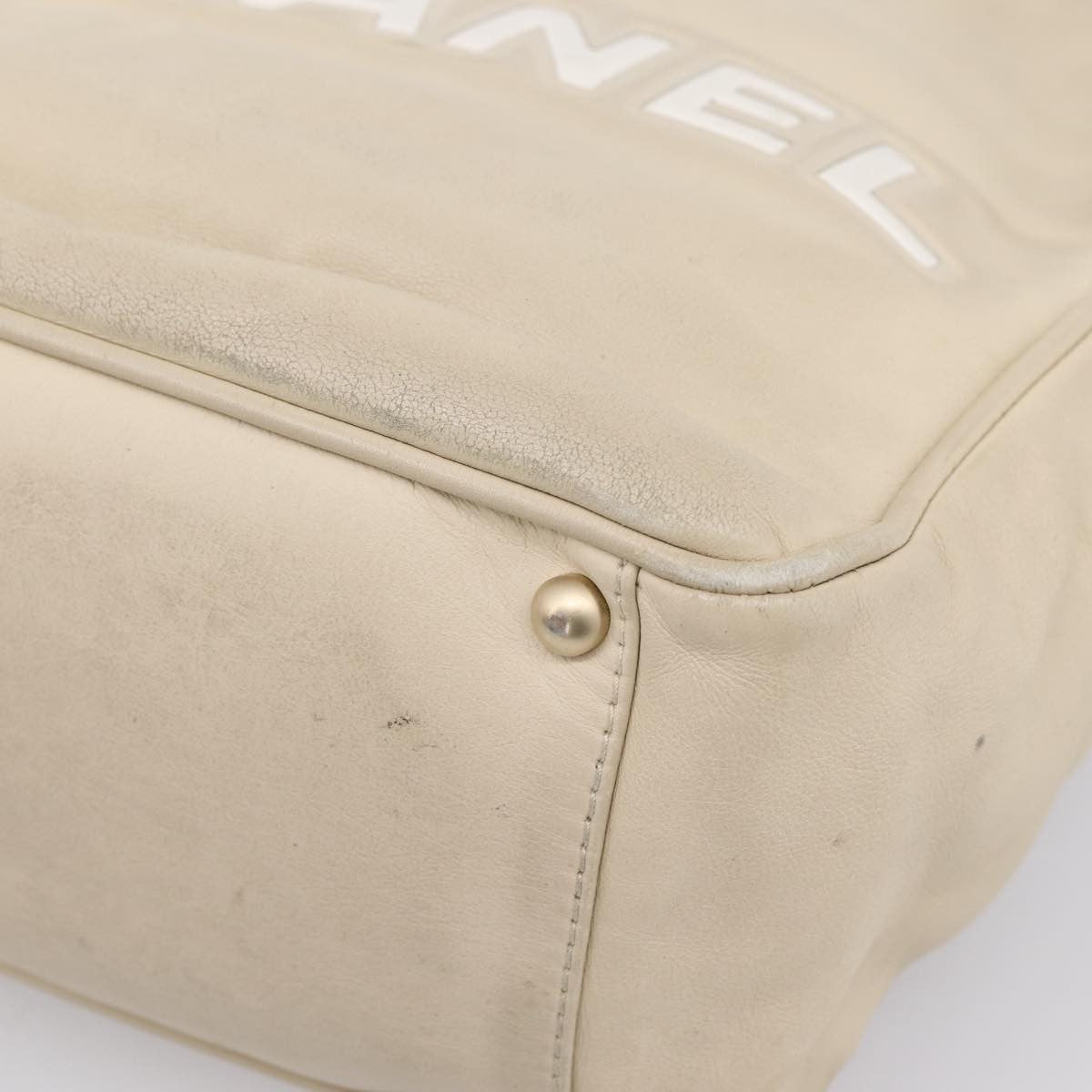 Chanel Camellia Lambskin Beige Leather Tote Bag Bag (Pre-Owned)