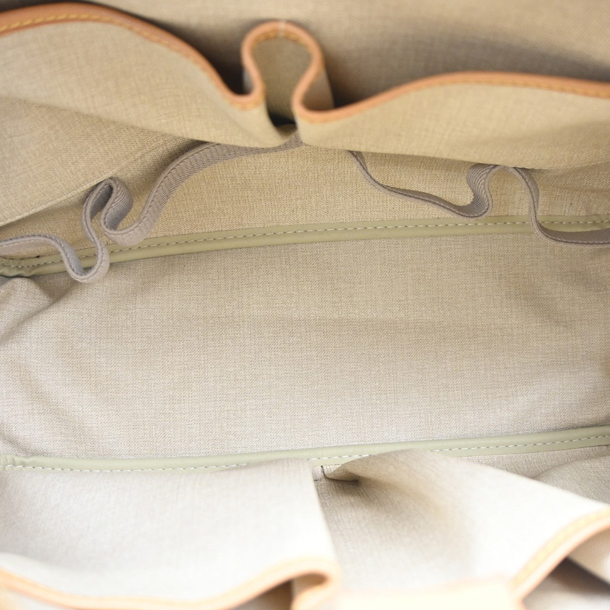 Louis Vuitton Deauville Monogram Canvas Brown Canvas Handbag (Pre-Owned)