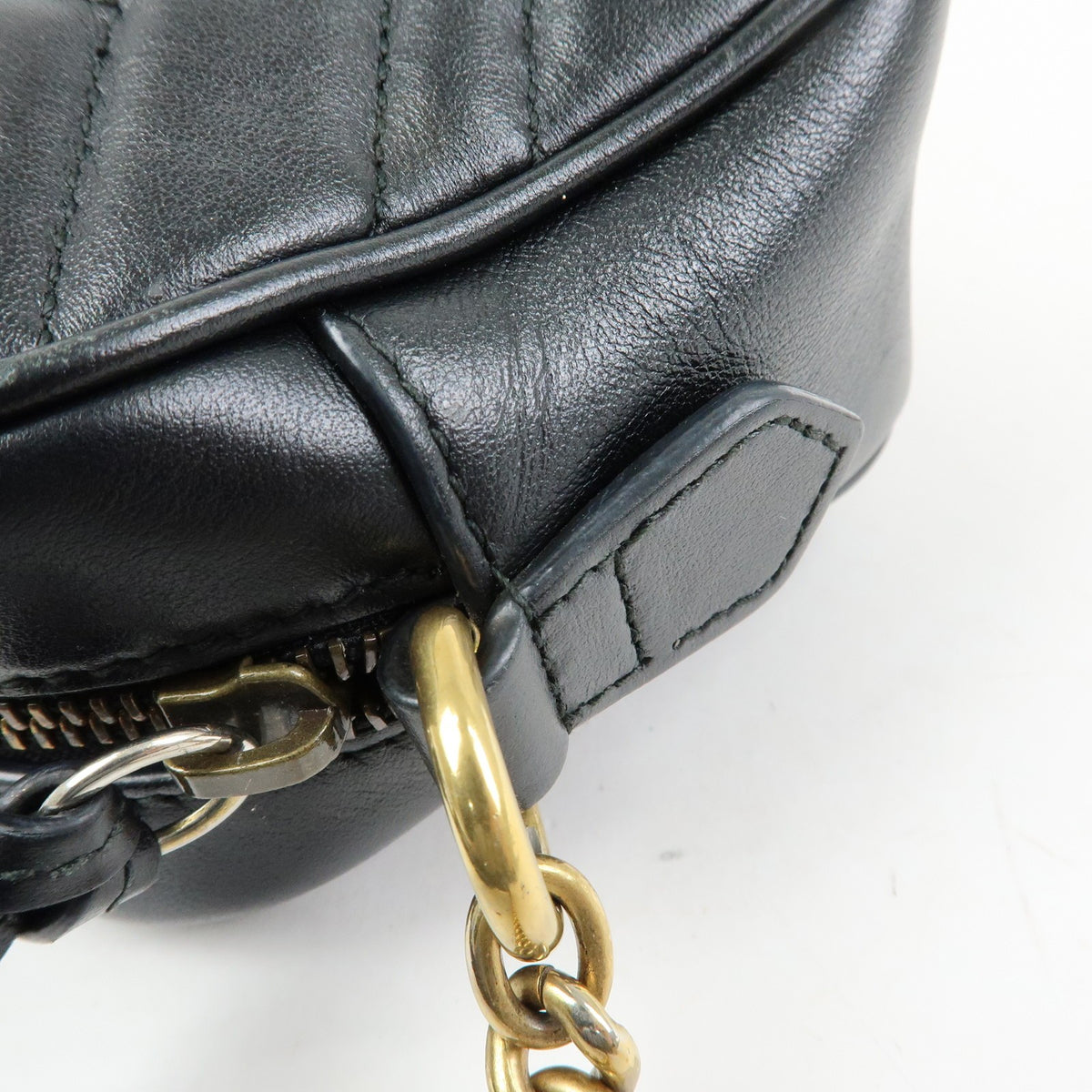 Gucci Gg Marmont Matelasse Patent Black Leather Shoulder Bag Bag (Pre-Owned)