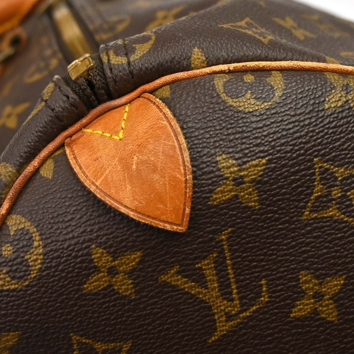 Louis Vuitton Keepall Monogram Canvas Brown Canvas Travel Bag Bag (Pre-Owned)