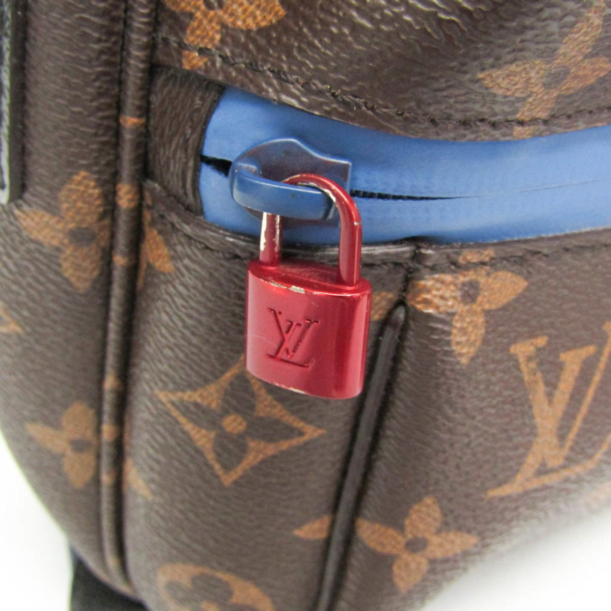 Louis Vuitton Outdoor Messenger Monogram Canvas Brown Canvas Shoulder Bag Bag (Pre-Owned)