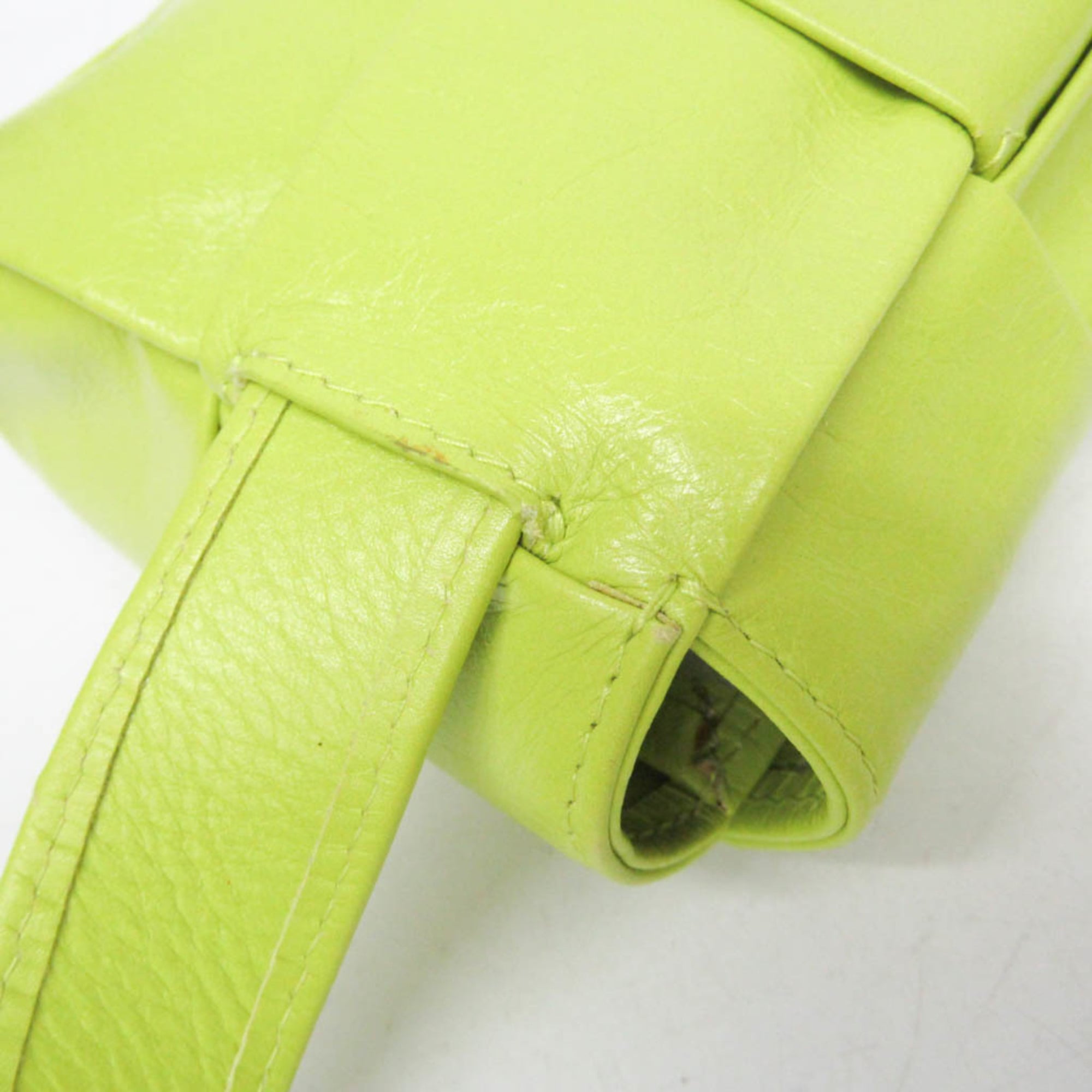 Bottega Veneta Cassette Leather Green Leather Clutche & Pouche Bag (Pre-Owned)