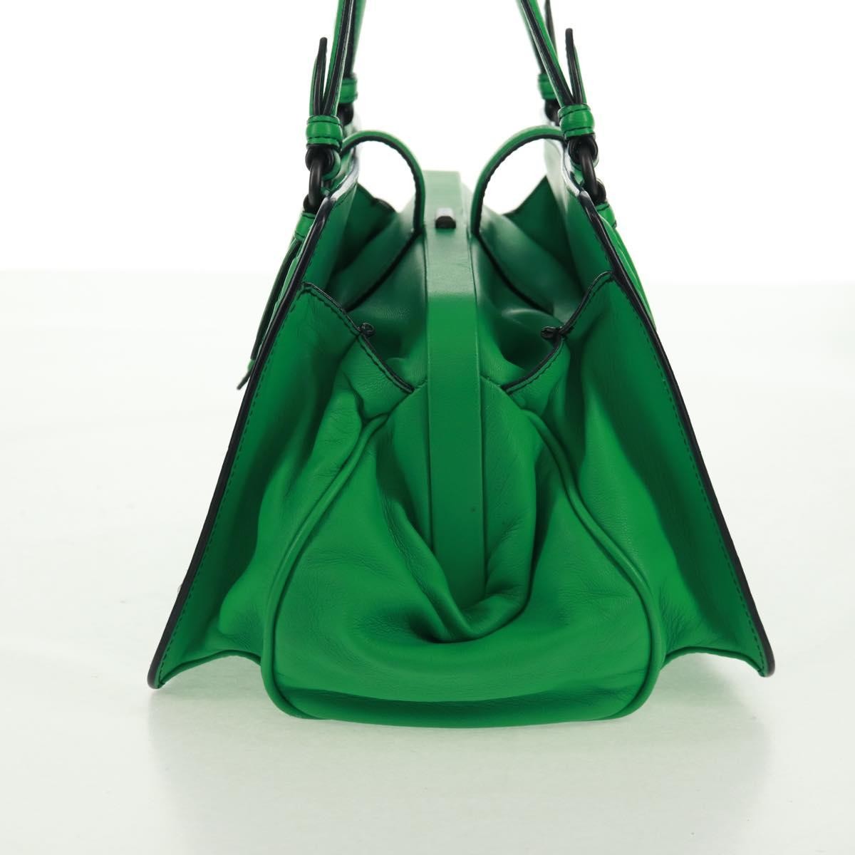 Bottega Veneta Intrecciato Leather Green Leather Handbag (Pre-Owned)