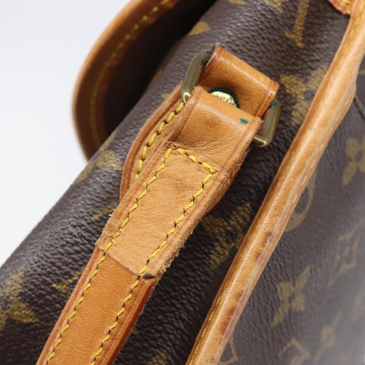 Louis Vuitton Sac Gibeciere Messenger Monogram Canvas Brown Canvas Shoulder Bag Bag (Pre-Owned)