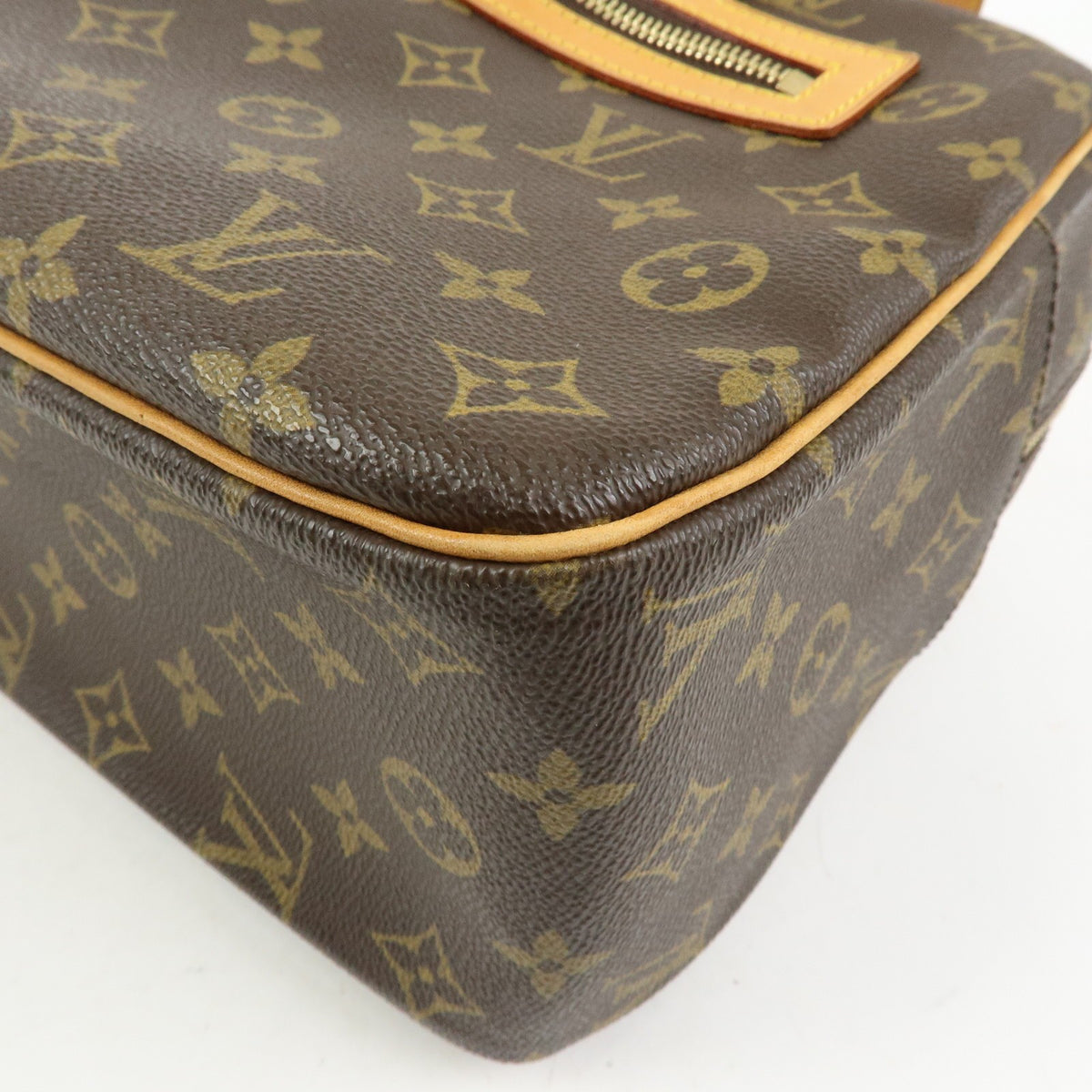 Louis Vuitton Cite Monogram Canvas Brown Canvas Handbag (Pre-Owned)