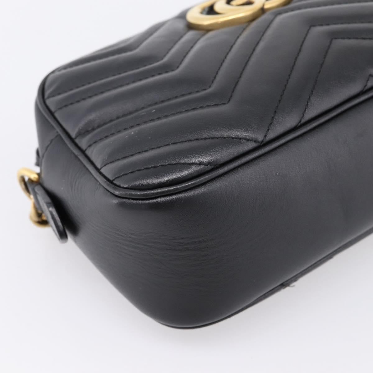 Gucci Gg Marmont Monochrome Matelasse Leather Black Leather Shoulder Bag Bag (Pre-Owned)