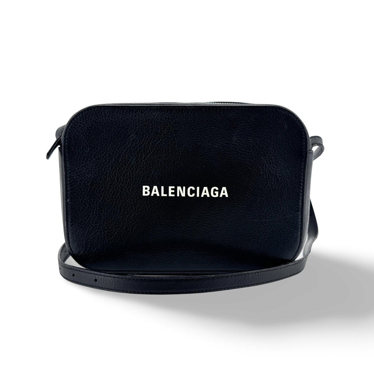 Balenciaga Everyday Camera Leather Black Leather Handbag (Pre-Owned)